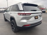 New 2025 Jeep Grand Cherokee Altitude image 3