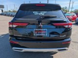 New 2025 Mitsubishi Outlander SE image 5