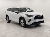 Used 2023 Toyota Highlander LE image 2