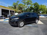 Used 2019 Kia Sorento FWD V6 image 2