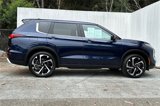Used 2024 Mitsubishi Outlander SE image 3