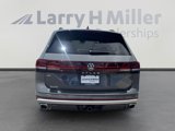New 2025 Volkswagen Atlas Peak Edition SE image 5