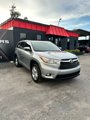 Used 2015 Toyota Highlander Limited Platinum image 3