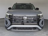 New 2025 Volkswagen Atlas Peak Edition SE image 3