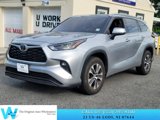 Used 2022 Toyota Highlander XLE image 3
