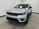 Used 2025 Jeep Grand Cherokee Limited w/ Luxury Tech Group II image 4