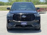 Used 2025 Ford Explorer ST-Line w/ Premium Package image 2