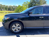 Used 2019 Nissan Pathfinder SV image 5
