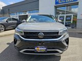 Used 2024 Volkswagen Taos SE w/ Panoramic Sunroof Package image 3