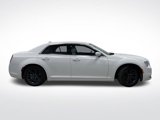 Used 2021 Chrysler 300 Touring L image 2