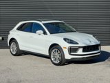 Certified 2025 Porsche Macan image 3