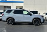 New 2025 Honda Pilot Black Edition image 2