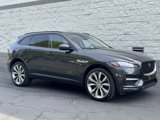 Used 2018 Jaguar F-PACE R-Sport image 4