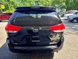 Used 2014 Toyota Sienna LE image 4