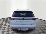 New 2025 Nissan Pathfinder Platinum image 4