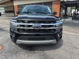Used 2023 Ford Expedition Limited image 3