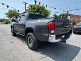 Used 2018 Toyota Tacoma TRD Off-Road image 5