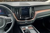 Used 2022 Volvo XC60 B5 Momentum image 6