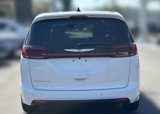 New 2026 Chrysler Pacifica Select image 4
