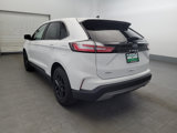 Used 2024 Ford Edge SEL image 5