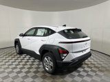 New 2026 Hyundai Kona SE image 5