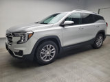 Used 2022 GMC Terrain SLT image 2