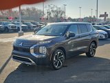 New 2025 Mitsubishi Outlander SE image 3