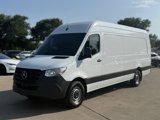 Used 2025 Mercedes-Benz Sprinter 2500 image 3
