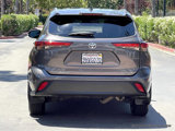 Used 2021 Toyota Highlander XLE image 5