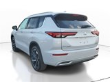 New 2025 Mitsubishi Outlander SEL image 5