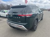 New 2025 Nissan Pathfinder Platinum image 3