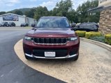 Used 2023 Jeep Grand Cherokee L Laredo image 2