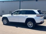 New 2025 Jeep Grand Cherokee Laredo X image 4