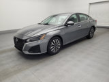 Used 2023 Nissan Altima 2.5 SV image 2