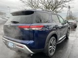 New 2025 Nissan Pathfinder Platinum w/ Black Appearance Package image 5