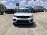 New 2025 Jeep Grand Cherokee Altitude image 2