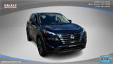 Used 2025 Nissan Rogue SV image 3
