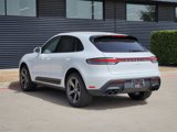 Certified 2024 Porsche Macan image 3