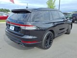 Used 2023 Lincoln Aviator Reserve w/ Equipment Group 201A image 3
