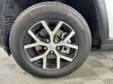 Used 2024 Jeep Grand Cherokee L Limited w/ Luxury Tech Group II image 3