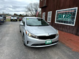 Used 2017 Kia Forte LX image 2
