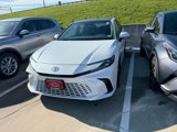Certified 2025 Toyota Camry Hybrid image 2
