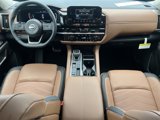 New 2025 Nissan Pathfinder Platinum image 2