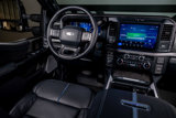 Used 2025 Ford F450 Platinum w/ FX4 Off-Road Package image 6