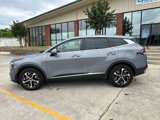 Used 2024 Kia Sportage EX image 2
