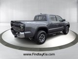 Used 2022 Toyota Tacoma TRD Off-Road image 6