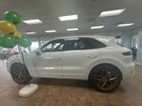 Used 2022 Porsche Cayenne image 3