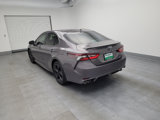Used 2022 Toyota Camry SE image 5