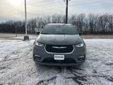 New 2025 Chrysler Pacifica Select image 2