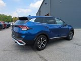 Used 2025 Kia Sportage EX image 4